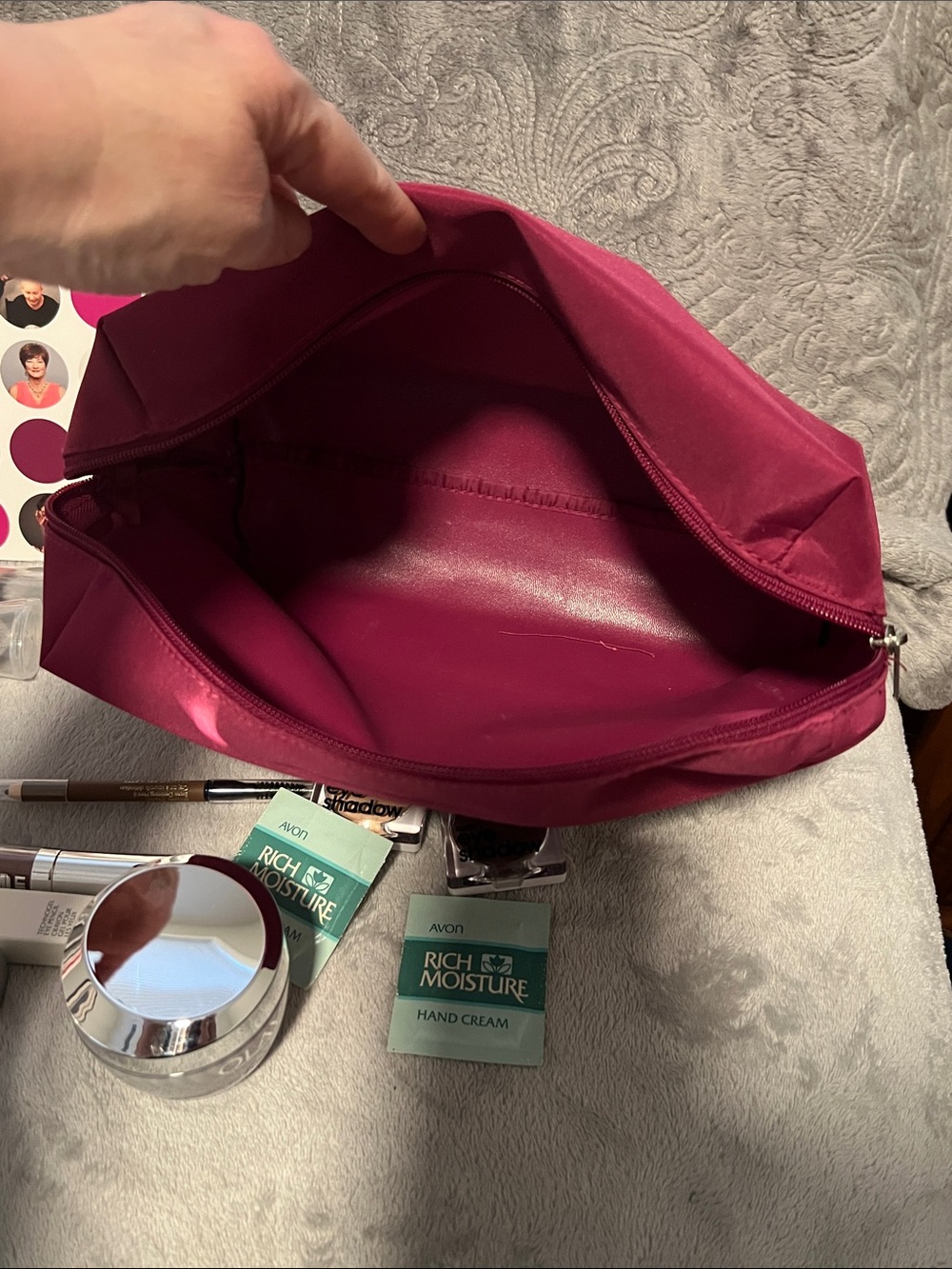 Look Good Feel Better Burgundy Cosmetic Bag + Makeup Set-NWT - Picture 14 of 14